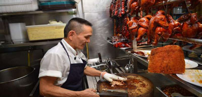 Warung Penjual Ayam Kecap di Singapura Raih Bintang Michelin