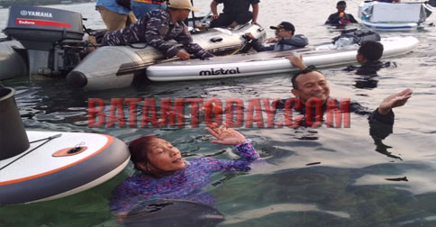 Menteri Susi Lepas Liarkan Baby Lobster Senilai Rp 37 Miliar di Perairan Natuna