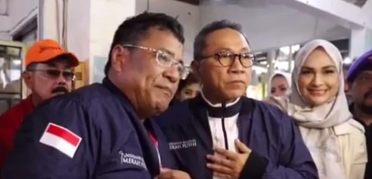 Kuliah Hukum di Kedai Kopi Johny