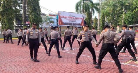 Tingkatkan Kesiapan Personel, Satsamapta Polres Karimun Gelar Latihan Bela Diri