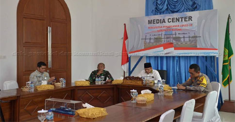 Bupati Natuna Ikuti Vidcon dengan Menkopolhukam Tentang Penegakan Hukum Covid-19