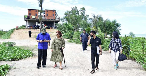 Dampingi Susi, Bupati Natuna Promosikan Potensi Daerah