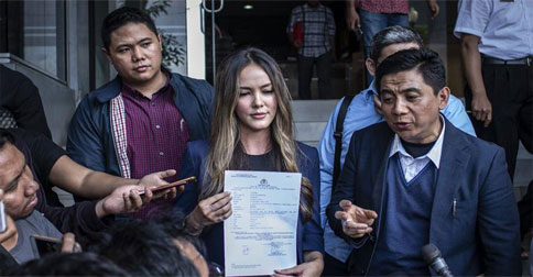 Kesal Nama dan Foto Dicatut Situs Prostitusi, Cathy Sharon Lapor Polisi