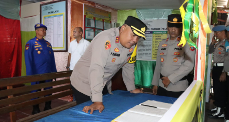 Kapolres Lingga Tinjau Pos Pelayanan Operasi Ketupat Seligi 2025 di Pelabuhan Jagoh