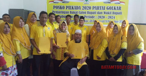Daftarkan Diri ke DPD II Golkar, Daeng Rusnadi dan Ngesti Siap Maju di Pilkada Natuna