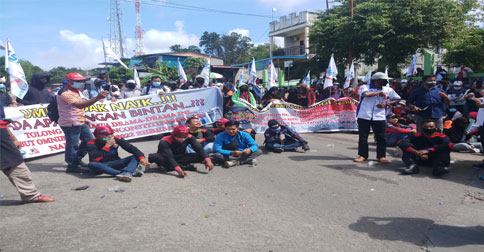 Ratusan Buruh FSPMI Bintan Demo Minta Kenaikan UMK 5 Persen