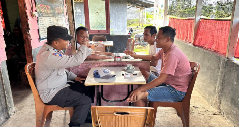 Dialog Humanis 'Basembang Bacarite', Bhabinkamtibmas Sungai Besar Ajak Warga Jaga Kamtibmas
