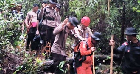 Pria yang Hilang di Gunung Jantan Ditemukan Selamat Setelah Pencarian Intensif