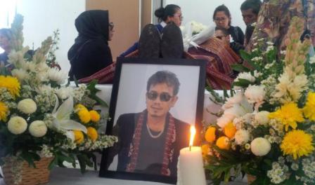 Eddy Silitonga Meninggal Dunia