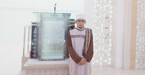 Mengenal Sosok Ustad Sufyan Muttaqin, Imam Masjid Sultan Mahmud Riayat Syah