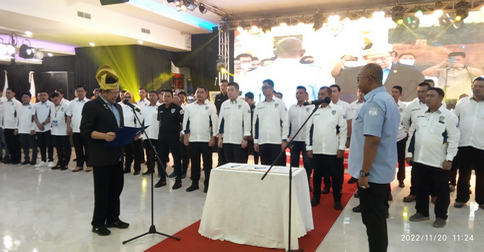 Bamsoet Resmi Lantik Rizky Faisal sebagai Ketua IMI Kepri