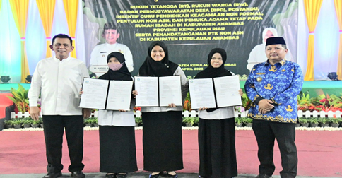 Penyerahan Bantuan Insentif Komponen Masyarakat Kepri Selama Ramadhan Ditutup di Anambas