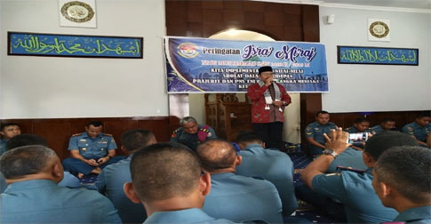 Peringatan Isra Mi'raj, Lanal Ranai Tingkatkan Kemanunggalan TNI dan Masyarakat