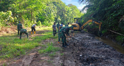 Warga Lingga Antusias Sambut Jalan Baru Sepanjang 3 Km Karya Satgas TMMD ke-124 Kodim 0315 Tanjungpinang