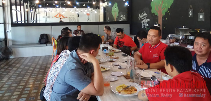 Teabox Cafe Suasana Cozy di Khazanah Mall Sukajadi, Paduan Klasik dan Modern