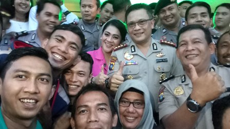 Tangisan Langit Iringi Perpisahan Kombes Helmy Santika