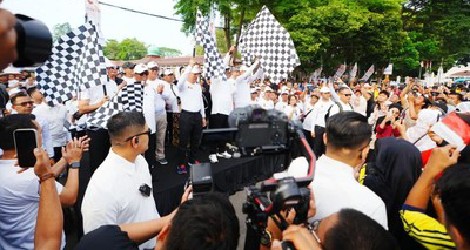 Kapolri Hadiri Jalan Santai PWI dan Kick Off HPN 2026 di Serang Banten
