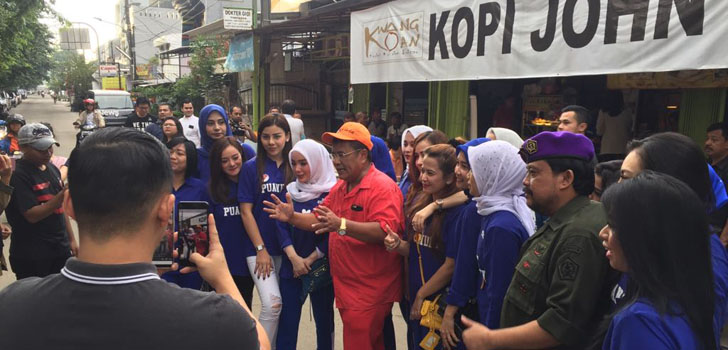 Sensansi Kedai Kopi Bang Hotman