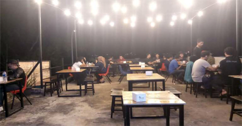 Nongkrong Asyik Sore Hari di Kede Koffee