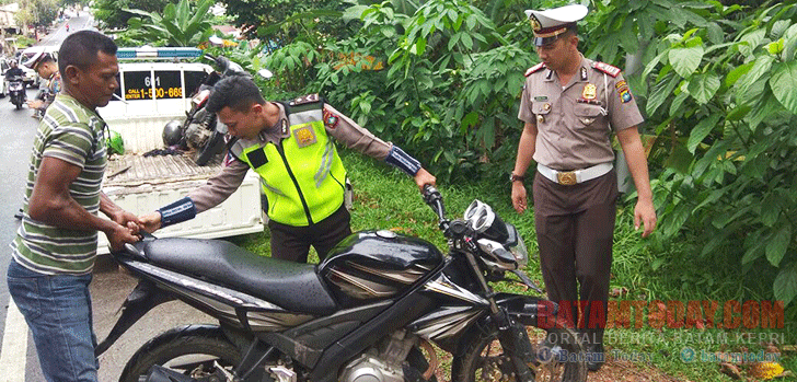 Tabrakan Motor di Tanjungpinang, Satu Pengendara Mengalami Luka di Mulut