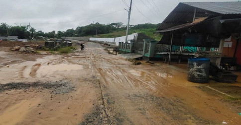 Seratusan Warga Pulau Serasan Masih Mengungsi Akibat Longsor