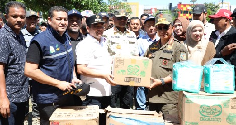 Turun ke Lhokseumawe, Mendagri Cek Infrastruktur Vital dan Salurkan Bantuan