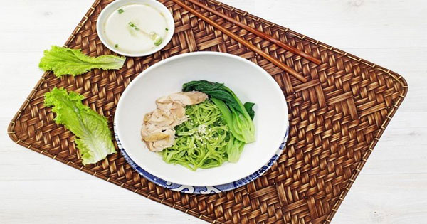 Resep Mi Warna Warni Berbahan Bayam, Sehat dan Ternyata Mudah Dibuat