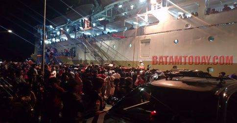 Alami Peningkatan, Ribuan Warga Natuna Mudik Gunakan KM Bukit Raya