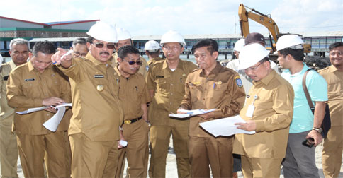 Tinjau Proyek Gurindam 12, Nurdin: Target Pembangunan Harus Tepat Waktu