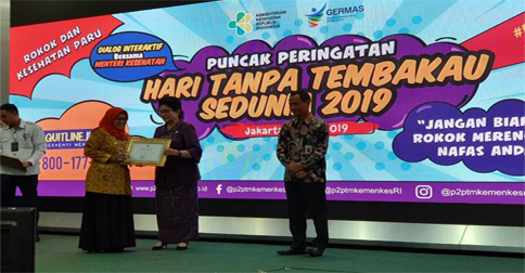 Wakil Bupati Natuna Terima Penghargaan Pastika Parama dari Menkes RI