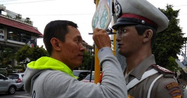 Tilang Elektronik Berlaku, Patung Polisi Tak Perlu Lagi Ada di Jalan Raya