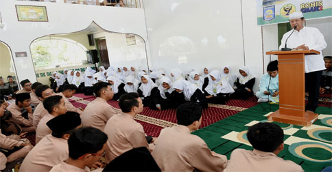 Bangun Generasi Tangguh, Isdianto Buka Pesantren Kilat SMA 2 Tanjungpinang