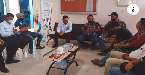 KWh Meter Dicopot, Kadin dan Serikat PKL Pantai Piwang Datangi PLN Natuna