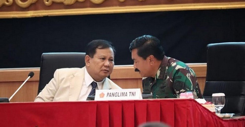 Prabowo Bahas Perkembangan Natuna di DPR Didampingi Panglima dan Tiga Kepala Staf