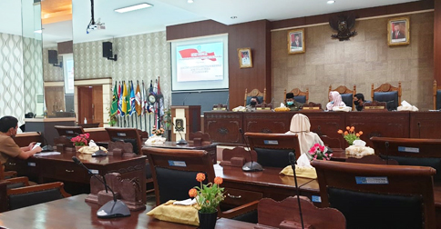 Belum Kuorum, Ketua DPRD Anambas Tiga Kali Skors Rapat Paripurna