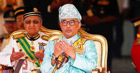 Raja Malaysia Cabut 26 Jabatan Menteri Setelah Mahathir Mundur