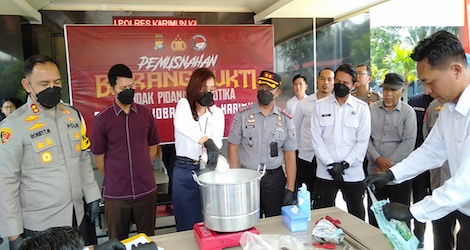 Polres Karimun Musnahkan 2.054 Gram Sabu, Kapolres Ajak Masyarakat Perangi Narkoba
