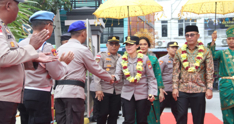 Sertijab Kapolres Karimun, AKBP Yunita Stevani Resmi Gantikan AKBP Robby Topan Manusiwa