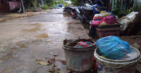 Sudah Seminggu Sampah Tak Diangkut, Warga Perumahan Sumberindo Batuaji Resah