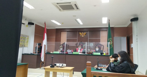 Eksepsi Ditolak, Kasus Penjualan Mikol dan Rokok Ilegal Lanjut ke Pembuktian