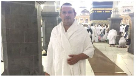 Duta Besar Inggris Jadi Muallaf dan Naik Haji
