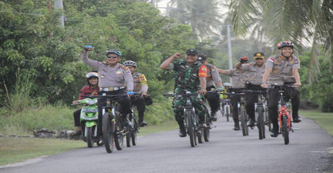 Perkuat Sinergitas, TNI-Polri dan Pemkab Lingga Bersepeda Bareng