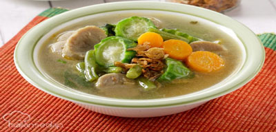 Resep Sop Oyong Wortel, Sajian Hangat Temani Makan Malam Keluarga