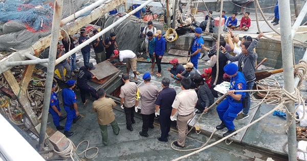 Kapal Baladewa 8002 Berhasil Tangkap Dua Kapal Ikan Asing di Perairan Natuna