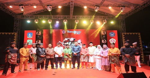 Teater Bangsawan Melayu Pulau Penyengat Tampil Memukau di Panggung Tanjungpinang Fest