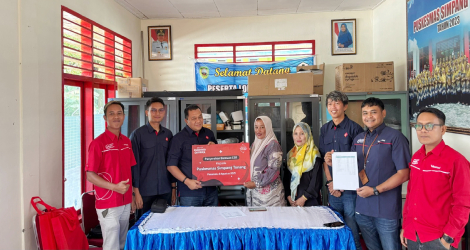 Telkomsel Perkuat Layanan Puskesmas Simpang Tonang dengan Konektivitas Digital dan Perangkat Medis