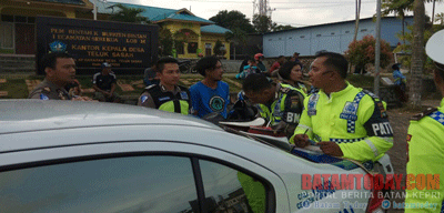 Polisi Tilang 37 Pengendara di Pintu Masuk KIB Lobam