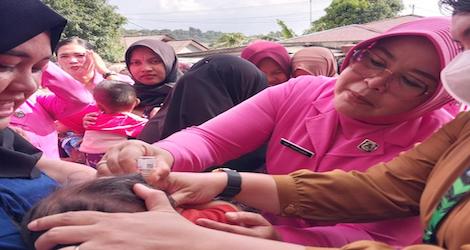 Peringatan HAN 2024, Bhayangkari Cabang Bintan Gelar Vaksinasi Polio