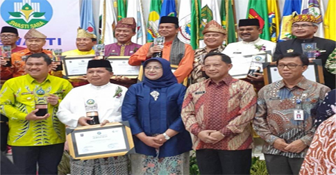 Anambas Raih Penghargaan Swasti Saba dari Kemendagri dan Kemenkes