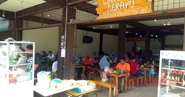 Berkunjung ke Tanjunguban, Jangan Lupa Pempek Khas Palembang di Warung Serayu